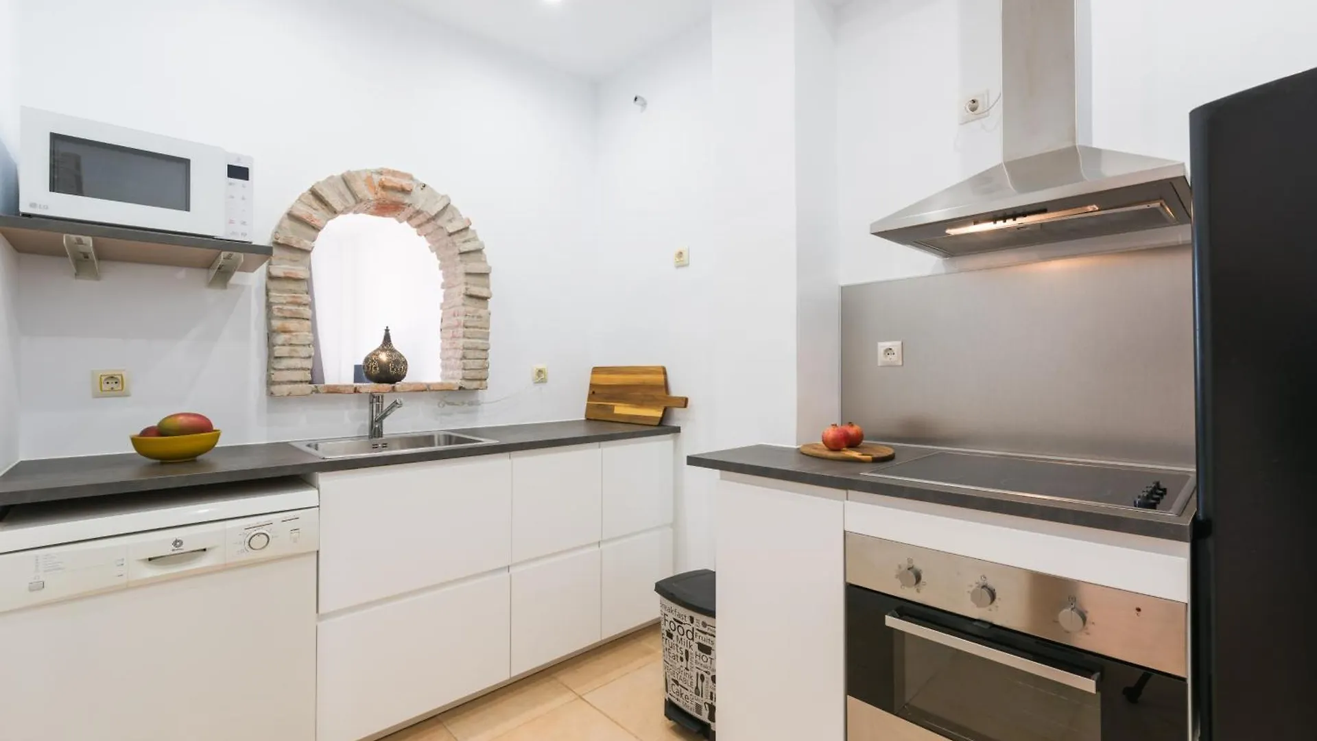 Tio Charles De June - Charming 2 Bedroom Apartment Benalmádena