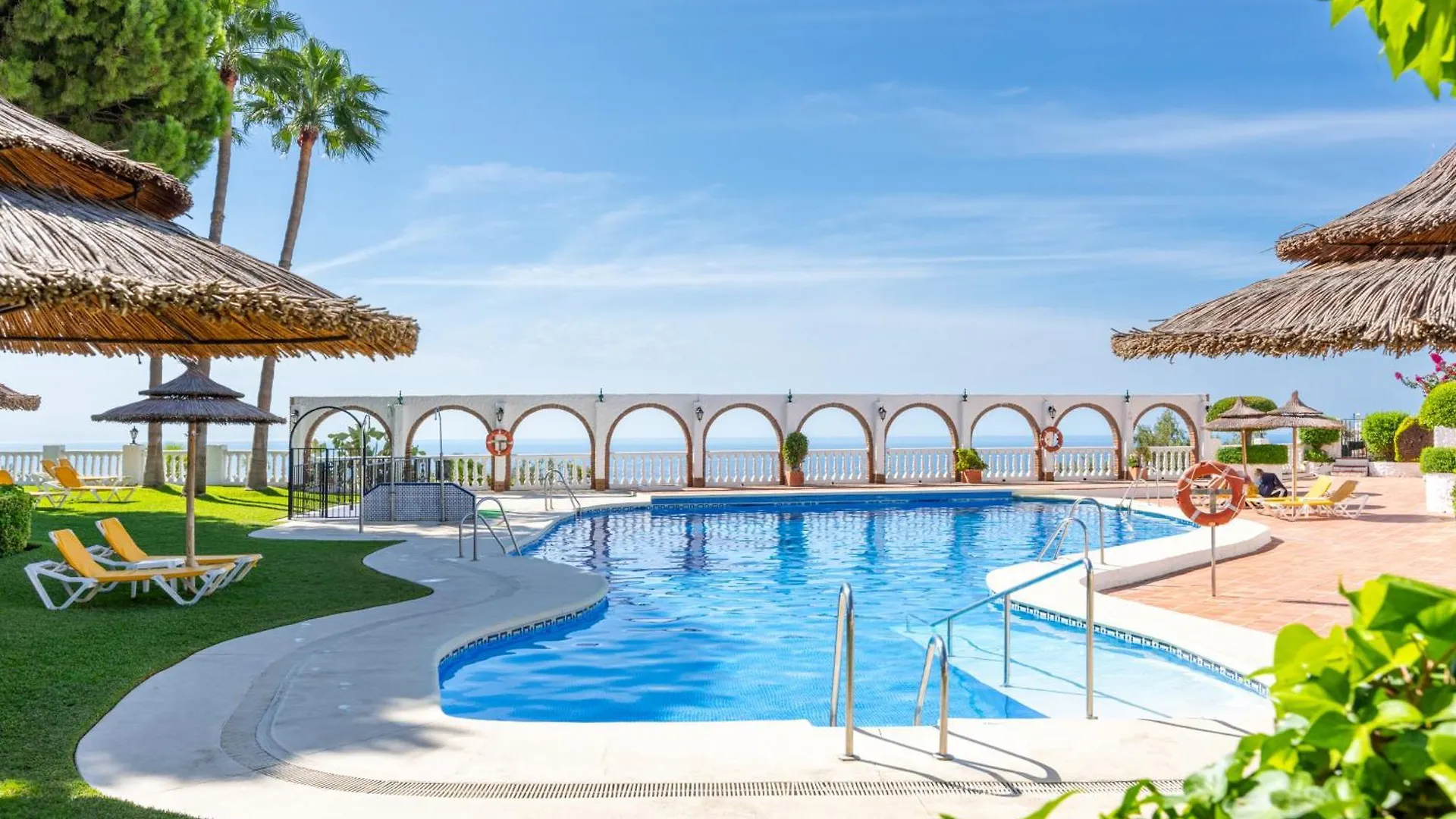 Tio Charles De June - Charming 2 Bedroom Apartment Benalmádena Spanien