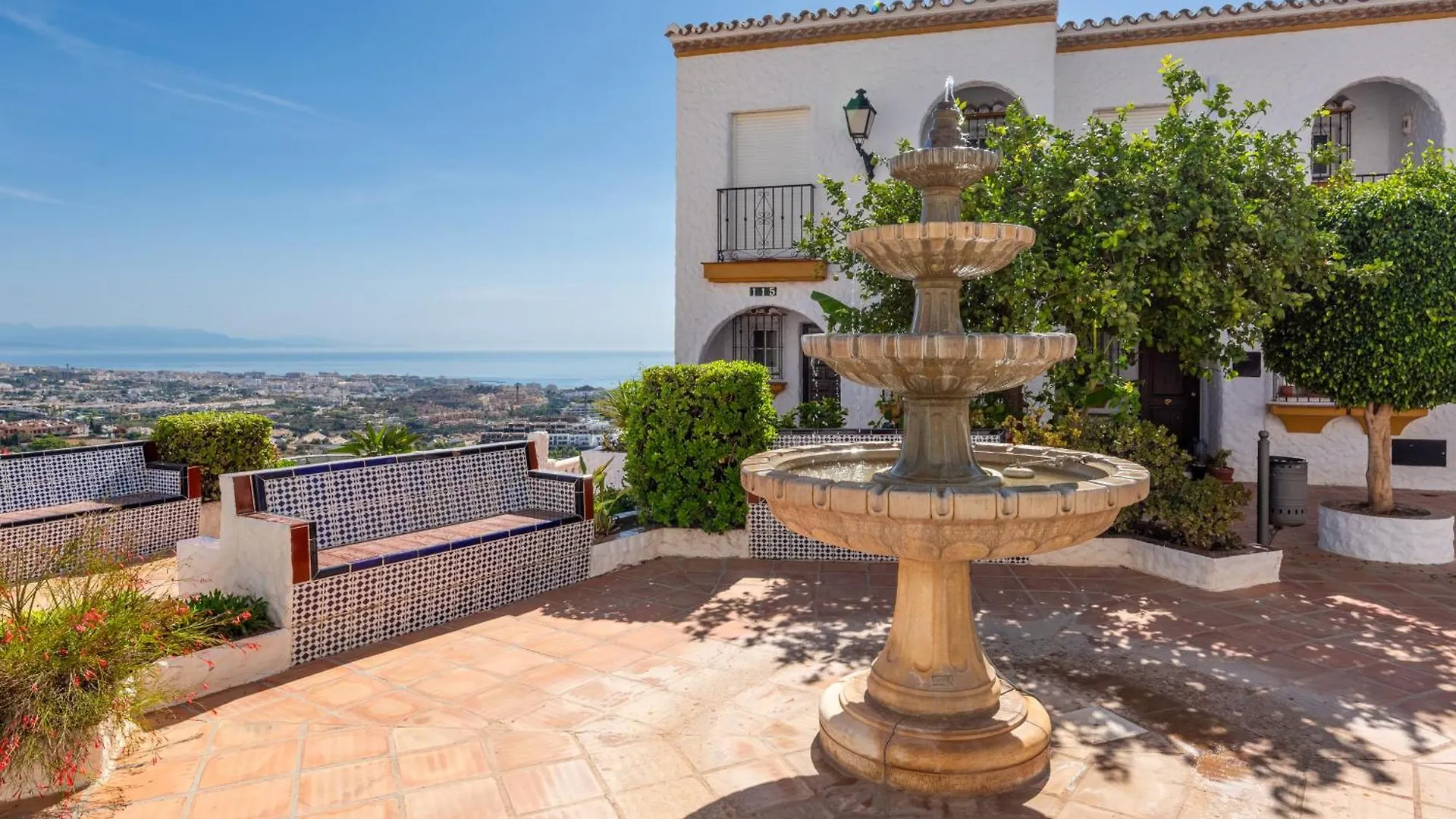 Tio Charles De June - Charming 2 Bedroom Apartment ベナルマデナ